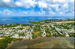 001 Overseas Highway, Marathon