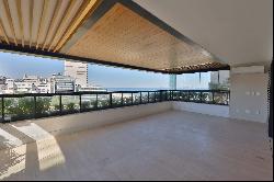 Sophisticated penthouse with ocean and Christ the Redeemer views in a new buildi