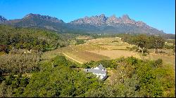 Unique Historical Icon in Bovlei