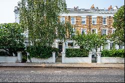 Outstanding recently refurbished family home in Chelsea