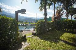 Modern house with private deck in Porto Frade Condominium in Angra dos Reis