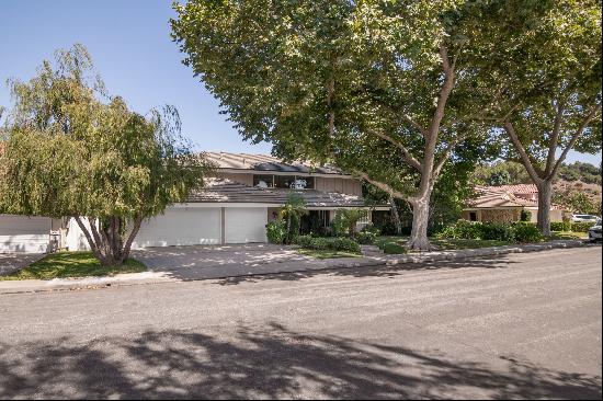 1396 Whitehall Place, Westlake Village