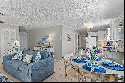 Turnkey Seagrove Beach Condo with Amenities