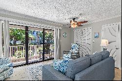 Turnkey Seagrove Beach Condo with Amenities