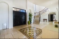 Detached house, 6 bedrooms, for Sale