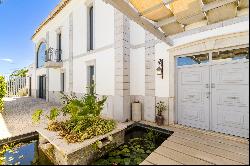 Detached house, 6 bedrooms, for Sale