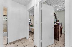 739 W 30th St, Hialeah, FL