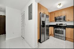 225 Collins Ave, #3K, Miami Beach, FL