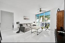 225 Collins Ave, #3K, Miami Beach, FL