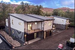 Luxury Townhomes, Downtown Moab