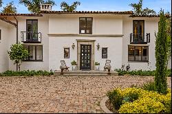 Mediterranean-style Retreat on Picacho