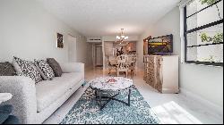 2 Royal Palm Way, #1010, Boca Raton, FL