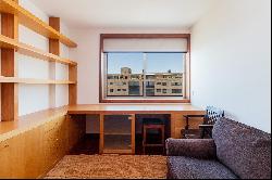 Flat, 3 bedrooms, for Rent