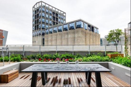 PERFECT GARDEN APARTMENT IN SOUGHT AFTER SILO 3