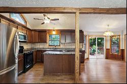 Beautiful Duluth Home on Private Spacious Cul-de-Sac Lot