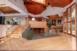 Contemporary Woodside