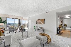 Top Floor Unit With Unobstructed Views