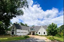 Exquisite West Cobb Equestrian Estate