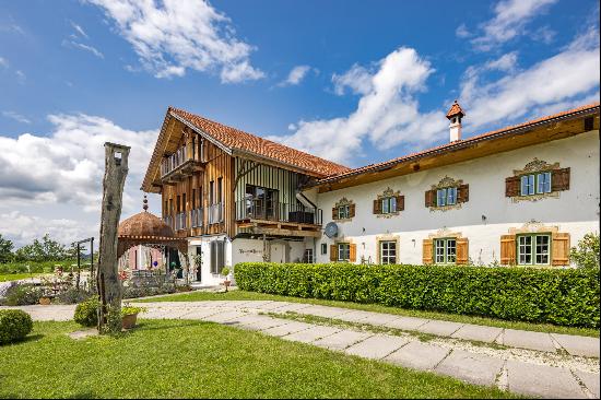 Charming farmhouse and luxury chalet with mountain views and outdoor pool