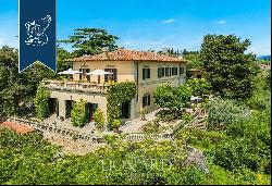 Elegant 19th-century villa for sale in Florence, near Piazzale Michelangelo