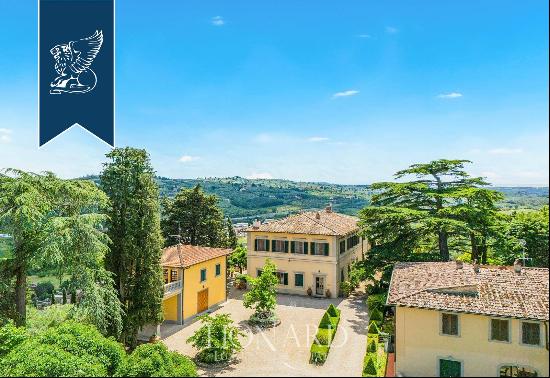 Elegant 19th-century villa for sale in Florence, near Piazzale Michelangelo