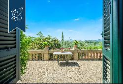 Elegant 19th-century villa for sale in Florence, near Piazzale Michelangelo