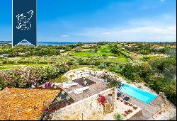 Exclusive estate with a garden and a panoramic pool with a view of Sardinia's coast