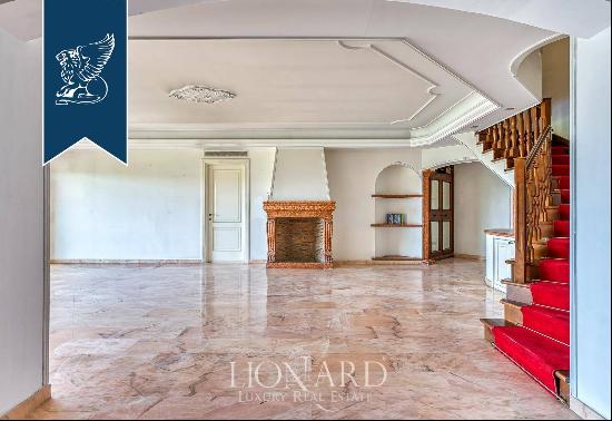 Comfort and Elegance in the heart of EUR thanks to this panoramic flat for sale