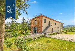 Modern Luxury Farmhouse and Panoramic View for Sale Near Pistoia in Tuscany