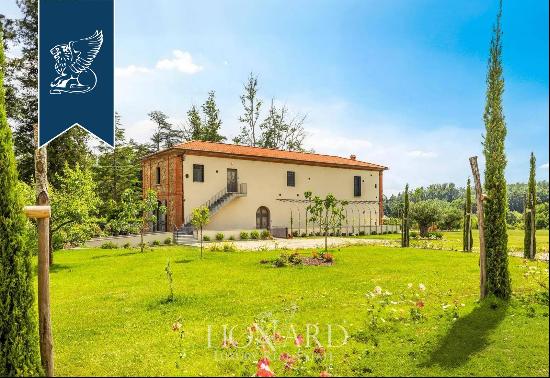 Modern Luxury Farmhouse and Panoramic View for Sale Near Pistoia in Tuscany