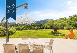 Modern Luxury Farmhouse and Panoramic View for Sale Near Pistoia in Tuscany