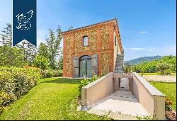 Modern Luxury Farmhouse and Panoramic View for Sale Near Pistoia in Tuscany