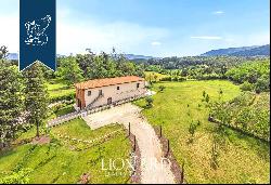 Modern Luxury Farmhouse and Panoramic View for Sale Near Pistoia in Tuscany