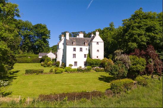 Newton Castle, Blairgowrie, Perthshire, PH10 6SU