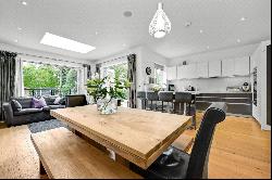 Couchmore Avenue, Esher, Surrey, KT10 9AS