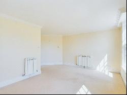 Apartment 8 Symphony Park, Hacse Lane, Vale, GY3 5DS