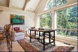 Stunning Timberpeg Home in Ouray Ranch.