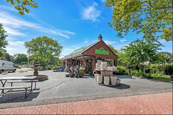 Mattituck Commercial Sale