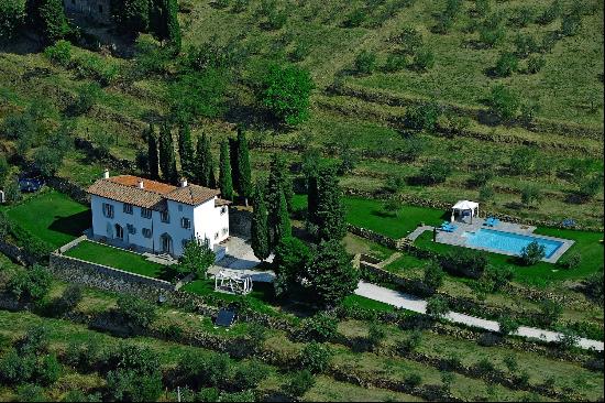 Stunning villa between Arezzo and Florence