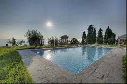 Stunning villa between Arezzo and Florence