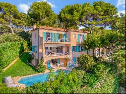 Provencal villa with a sea view and view of La Garoupe Bay