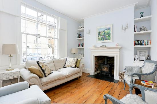 A beautifully appointed three bedroom townhouse in a central location.