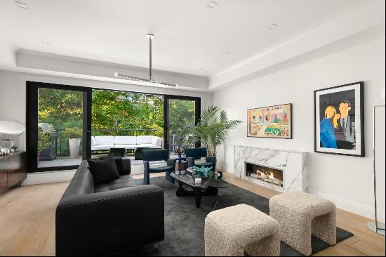 Welcome to Penthouse Residence at 389 Bergen Street! Live in the ultimate Park Slope dr