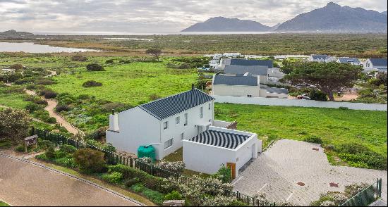 A Refreshing Combination of Breathtaking Views & Secure Living - No Transfer Dut