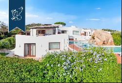 Stunning villa with a garden and panoramic terrace for sale in Porto Rafael