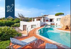 Stunning villa with a garden and panoramic terrace for sale in Porto Rafael