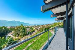 Stunning "Huf Haus" with panoramic view