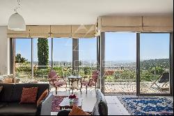 Close to Saint-Paul-de-Vence - Superb property with panoramic view