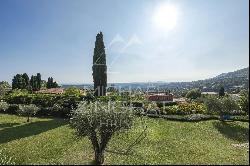 Close to Saint-Paul-de-Vence - Superb property with panoramic view