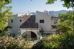 CORTIJO LA PERRINDA, an enchanting refuge in the mountains of Frigiliana, Andalusia